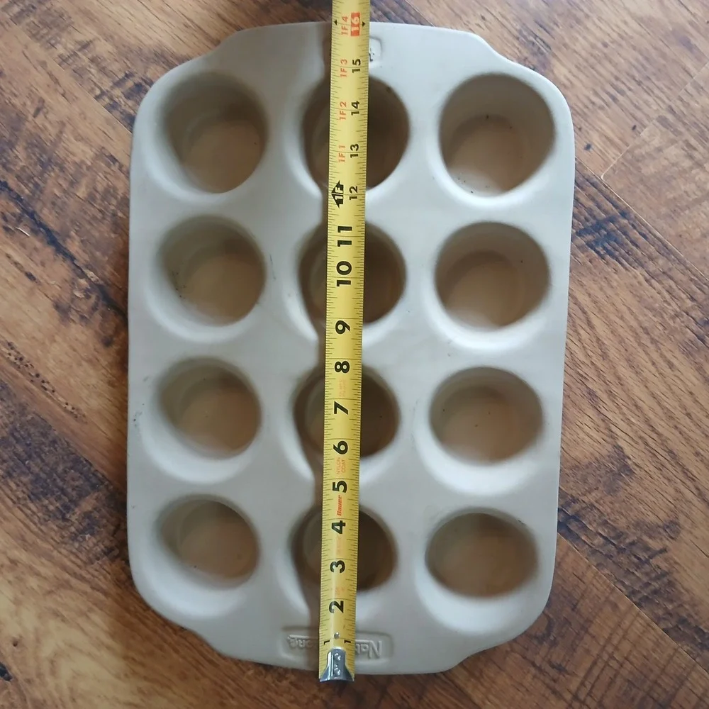 Haeger Pottery Natural Stone 12 Muffin / Cupcake Baker Premium Stoneware Baking